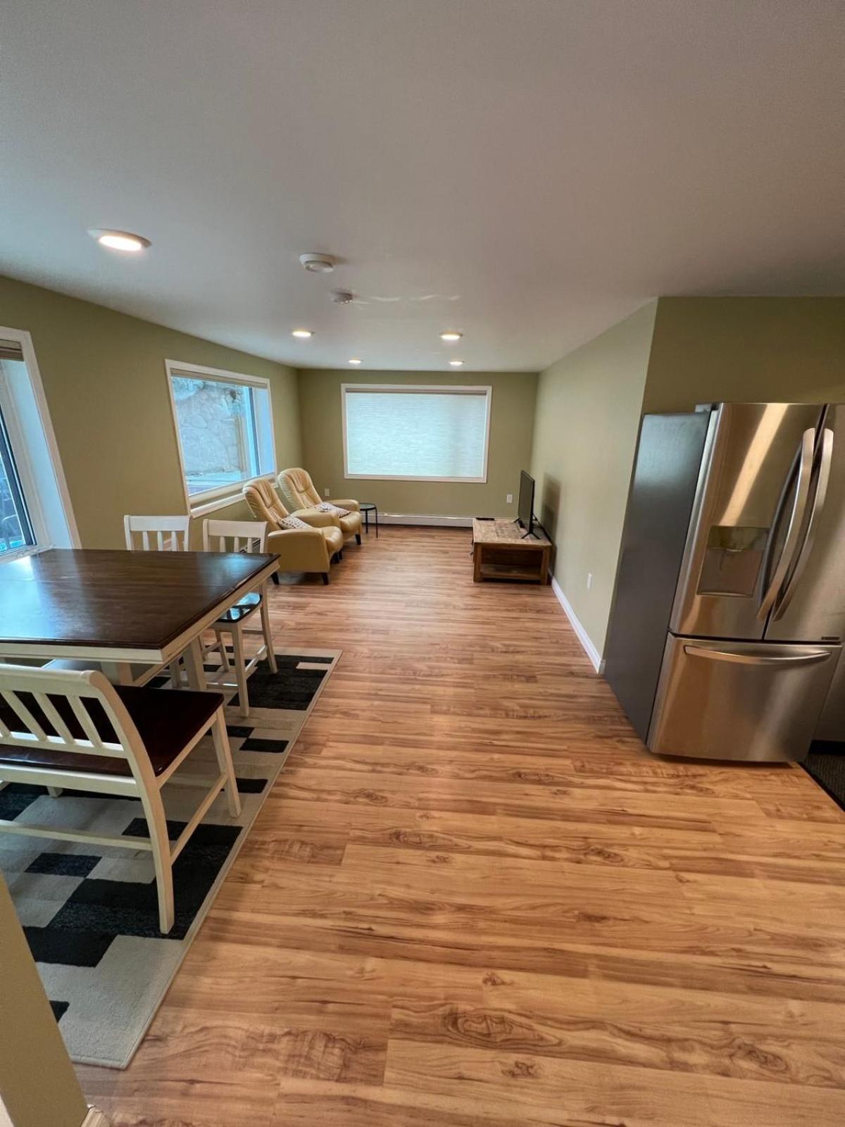 Bluejay Suites B&B Whitehorse Extérieur photo